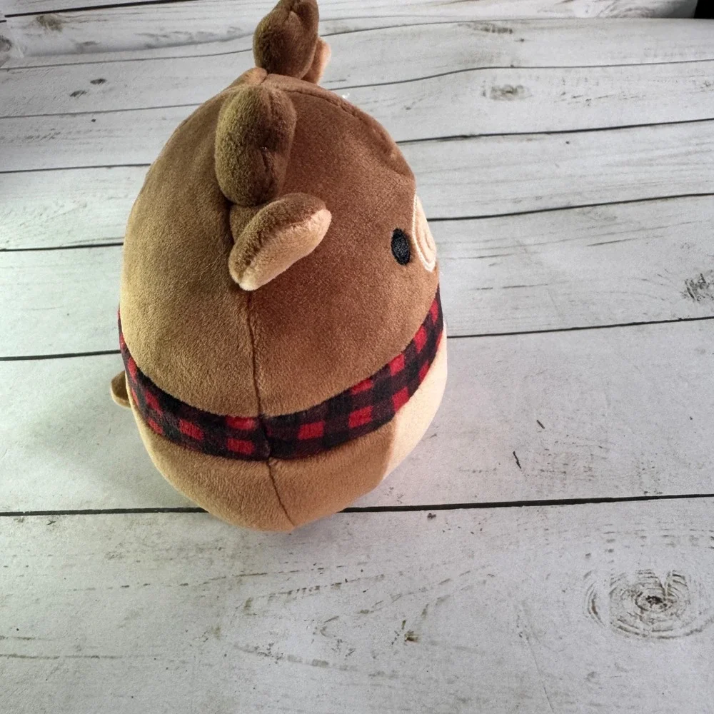 Squishmallows Ruby the Reindeer 5 Inch Christmas Plush‎ Buffalo Plaid Scarf NWT